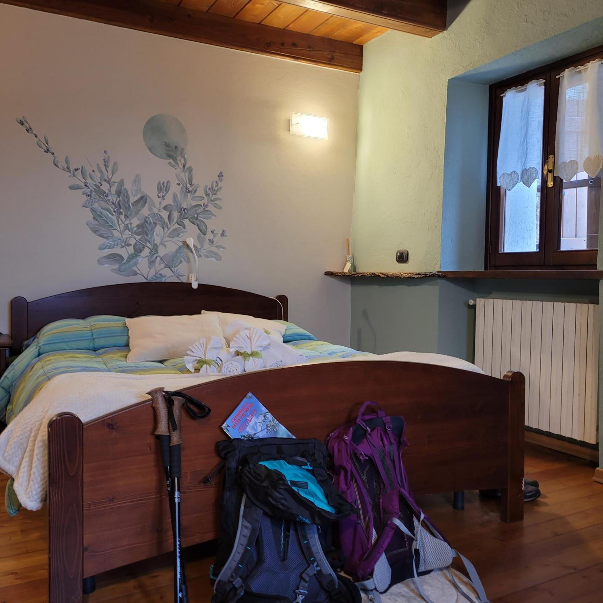 Locanda Il Campo Della Quercia San Damiano Macra Екстер'єр фото